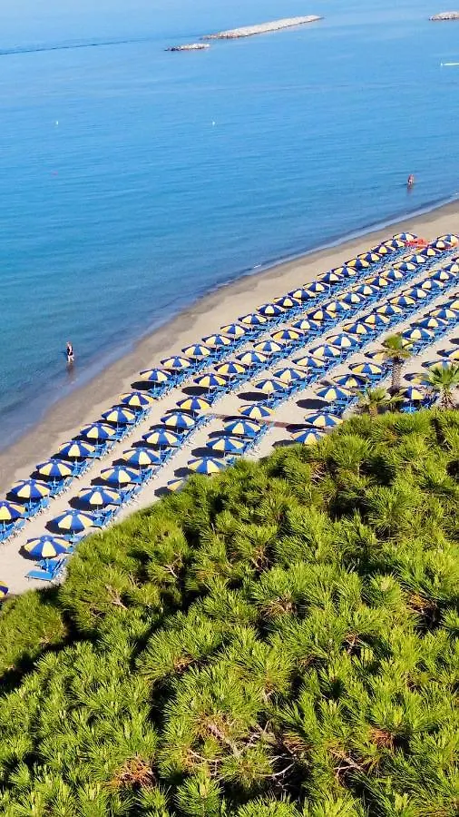 Hotel Giardino Follonica 3*,  Italy